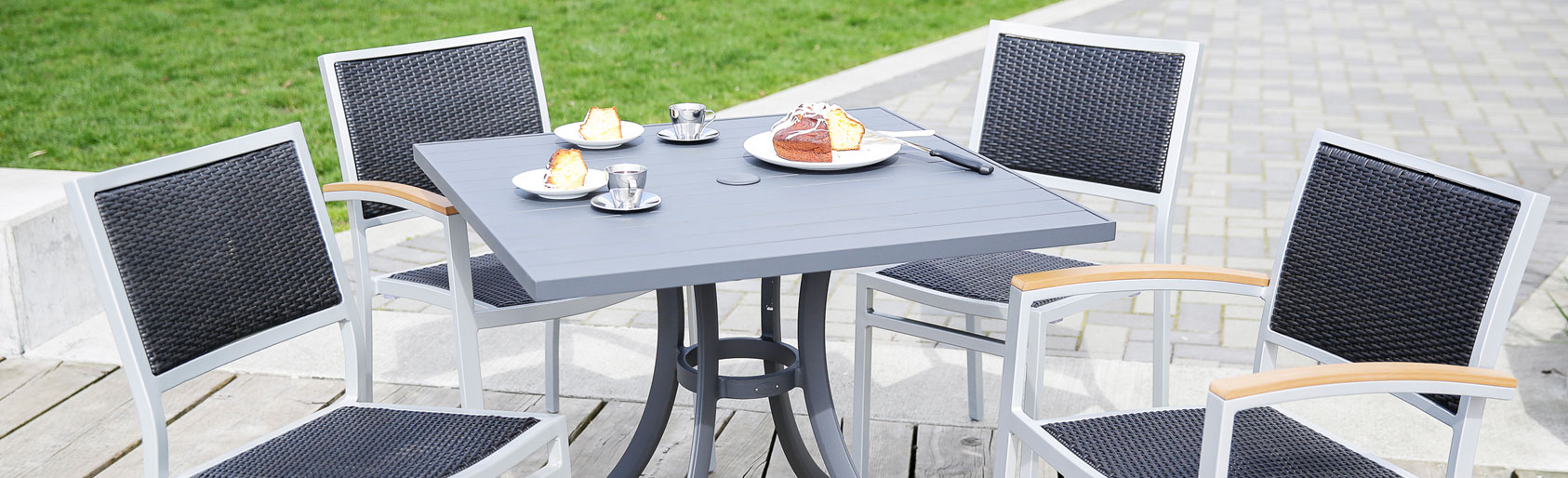 tables-outdoor