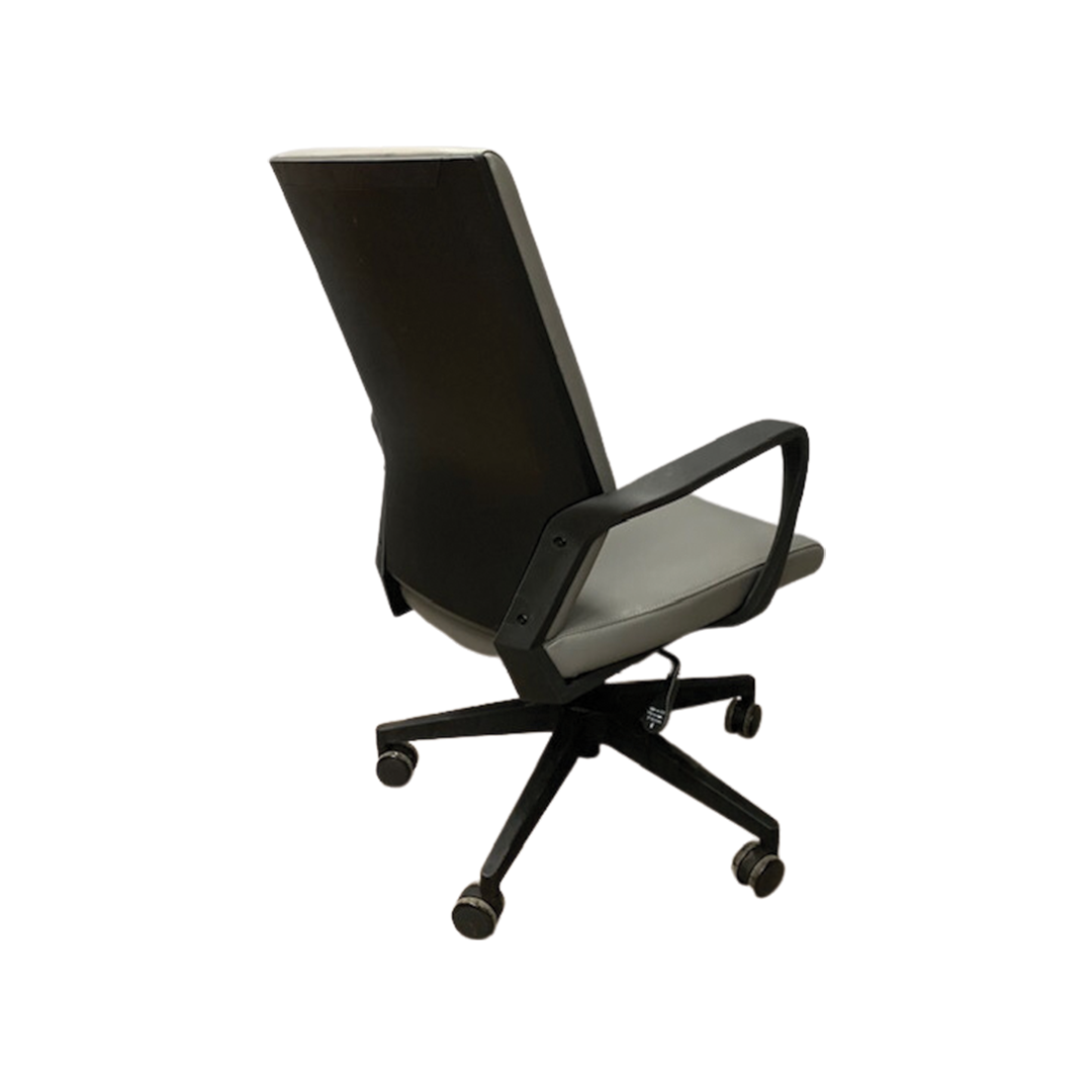 bond-desk-chair