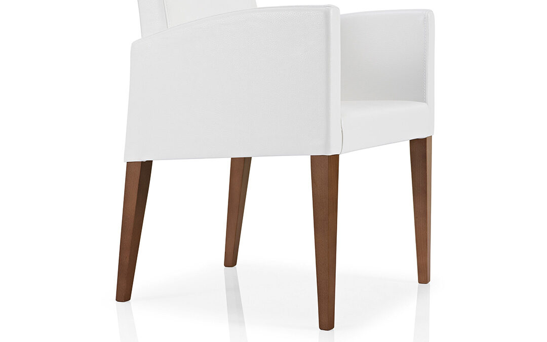 Smith Armchair – Minimalist