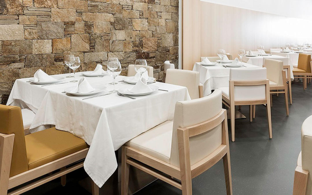 Maximizing Your Restaurant's Appeal When to Replace Your Furniture
