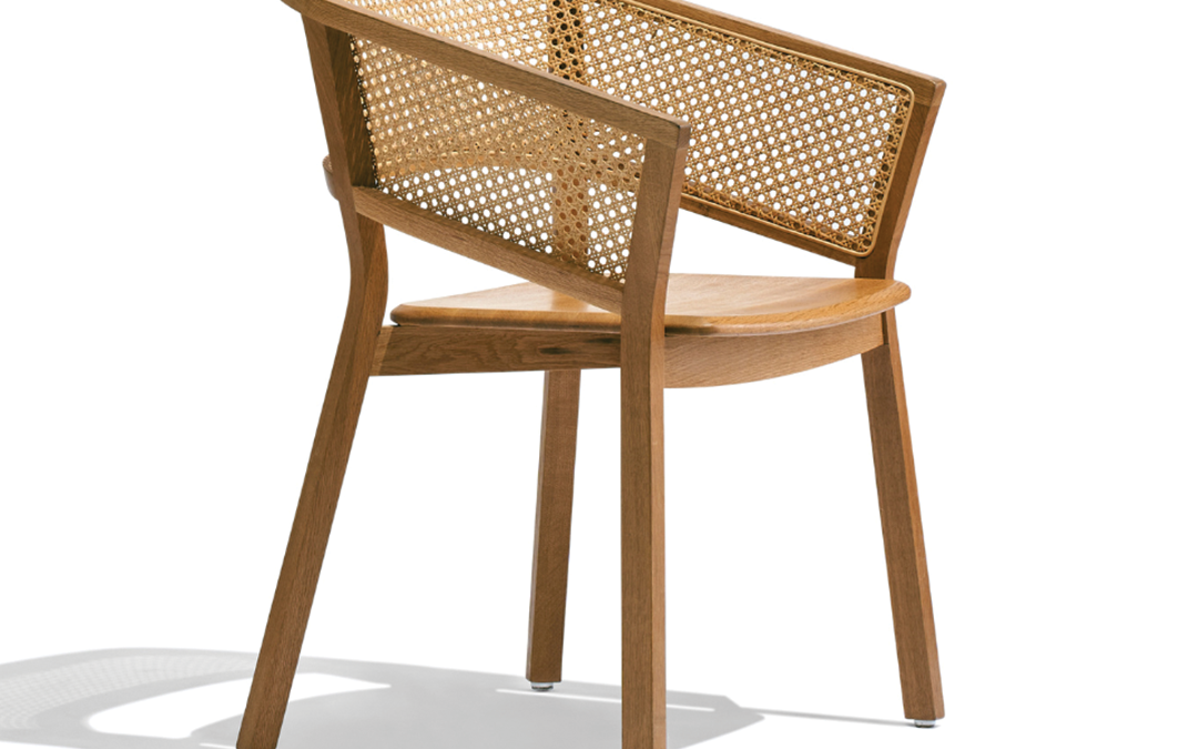 Prata Arm Chair – Classic