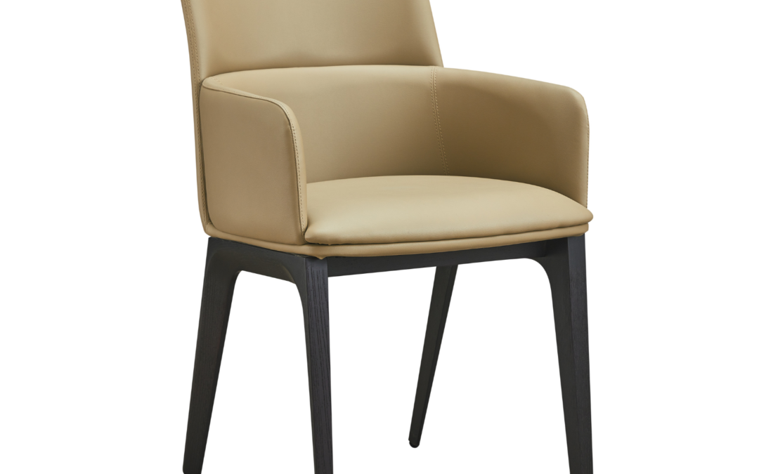 Roos Arm Chair